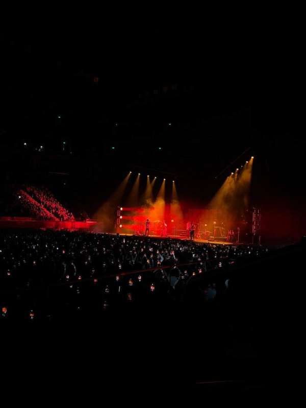 SM Mall of Asia Arena, section: LBA REG 218, row: B, seat: 19