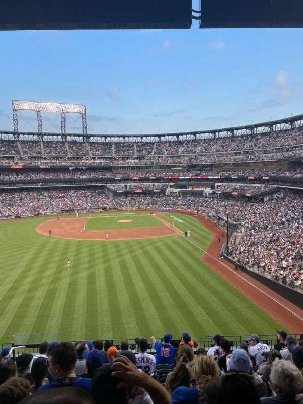 Citi Field, section: 334, row: 10, seat: 19