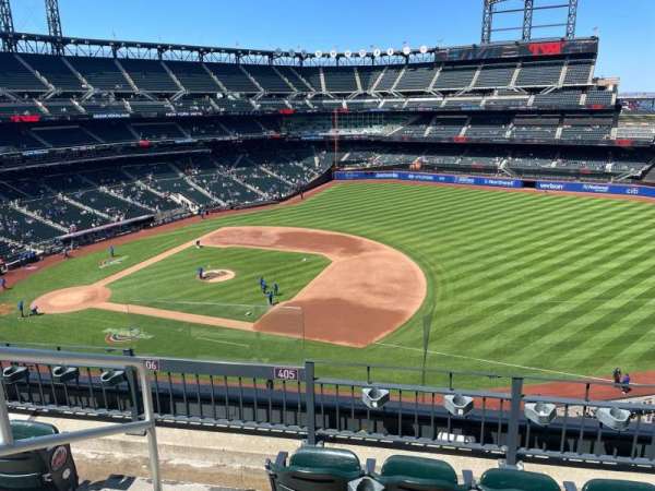Citi Field, section: 405, row: 4, seat: 2