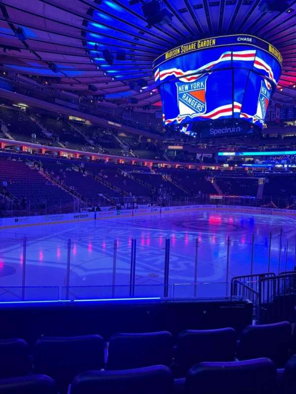 Madison Square Garden, section: 114, row: 9, seat: 4