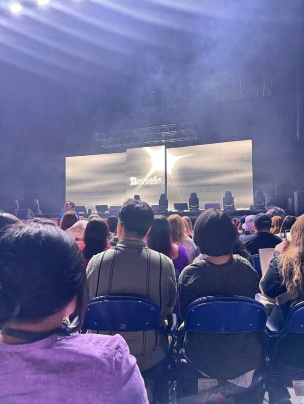 WaMu Theater, section: B, row: 11, seat: 6