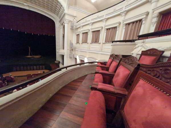 Saigon Opera House, section: Wow, row: A, seat: 20