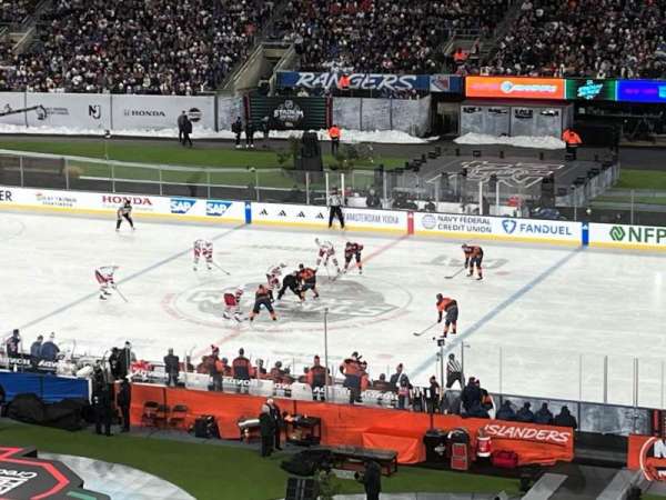 MetLife Stadium, section: 211, row: 4, seat: 10