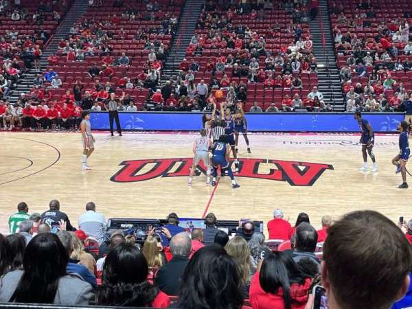 Thomas & Mack Center, section: 106, row: C, seat: 5