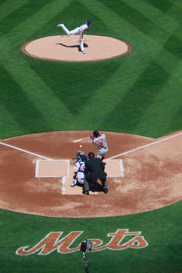Citi Field, section: 319, row: 1, seat: 8