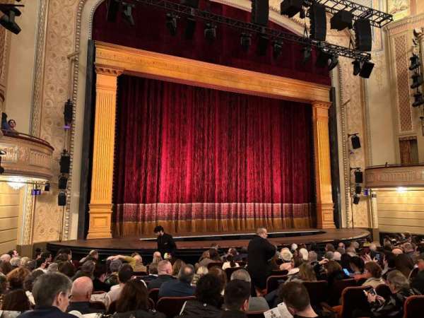 Majestic Theatre, section: Orchestra L, row: M, seat: 9