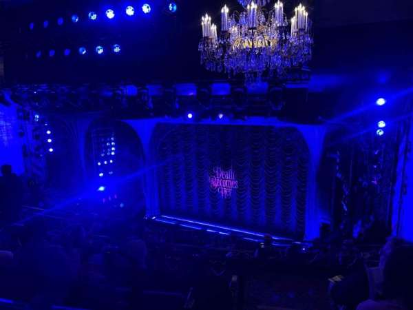 Lunt-Fontanne Theatre, section: Middle Mezzanine R, row: E, seat: 2