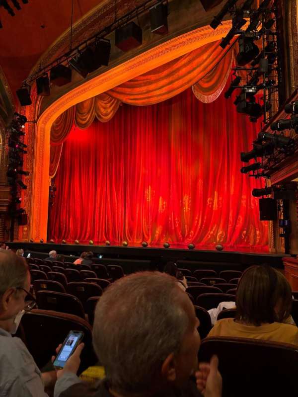 Todd Haimes Theatre, section: Orchestra R, row: J, seat: 16