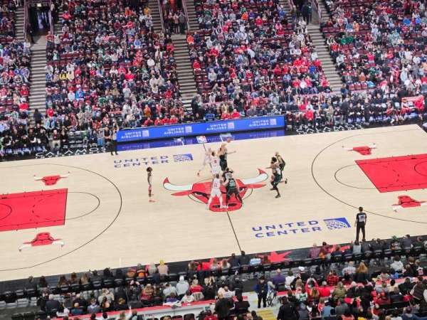 United Center, section: 318, row: 2, seat: 10
