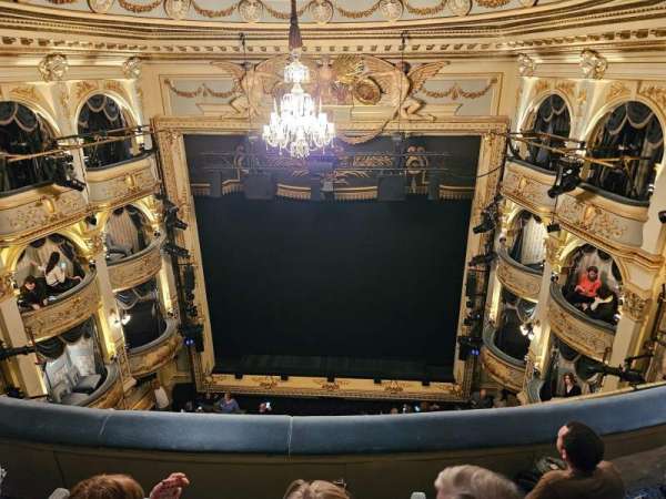 Wyndham's Theatre, section: Grand Circle, row: D, seat: 13