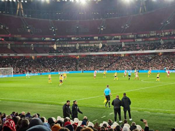 Emirates Stadium, section: 31, row: 17, seat: 976