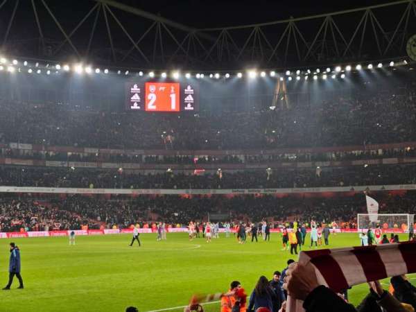 Emirates Stadium, section: 4, row: 10, seat: 92