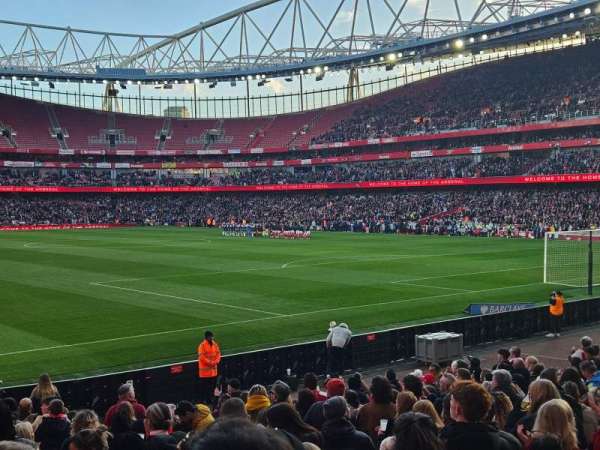 Emirates Stadium, section: 11, row: 17, seat: 341