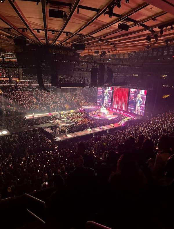 Madison Square Garden, section: 209, row: 5, seat: 15