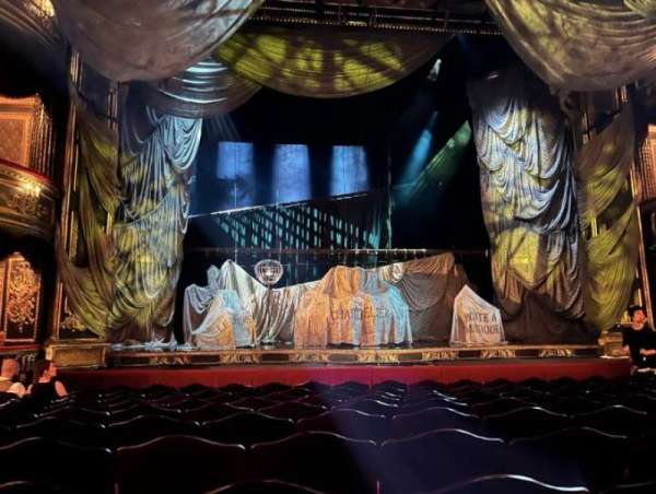 His Majesty's Theatre, London, section: Stalls, row: K, seat: 27