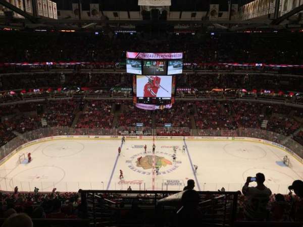 United Center, section: 318, row: 11, seat: 1