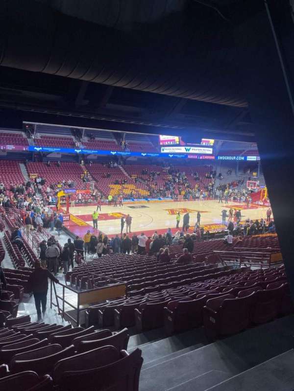Williams Arena, section: 119, row: 25, seat: 2