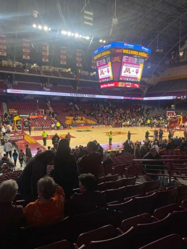 Williams Arena, section: 118, row: 19, seat: 5