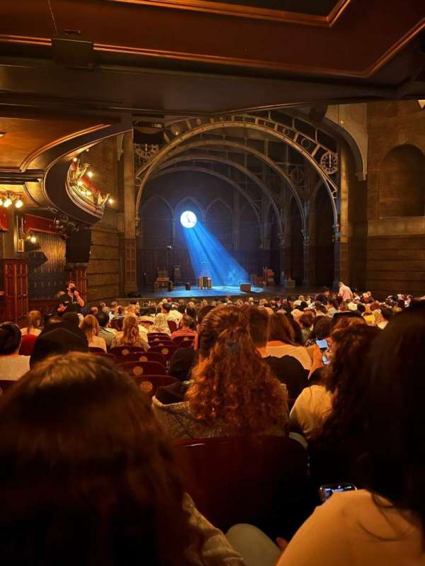 Lyric Theatre, section: Orchestra L, row: U, seat: 32