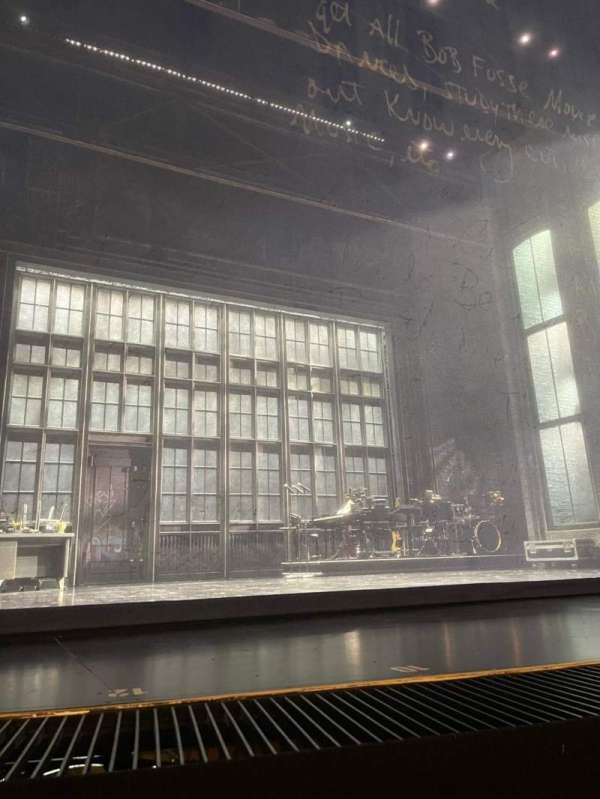Neil Simon Theatre, section: Orchestra L, row: BB, seat: 1