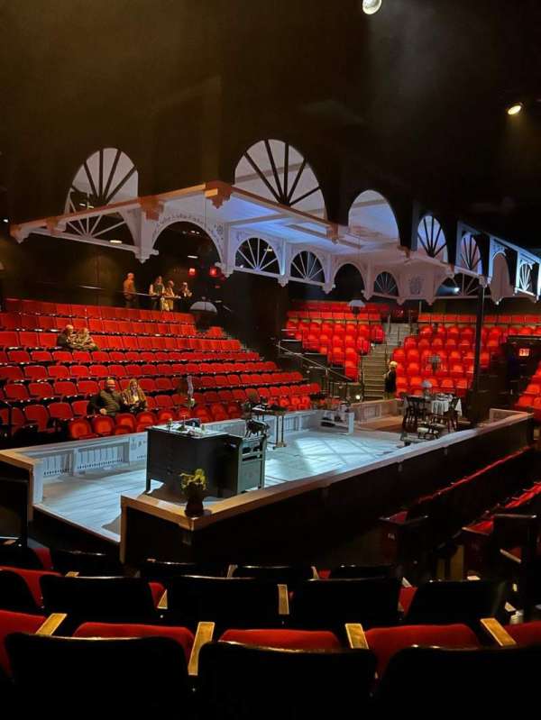 Circle in the Square Theatre, section: Orchestra 100 (Even), row: E, seat: 120
