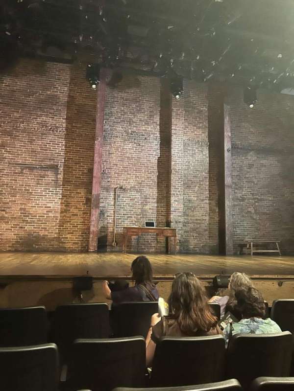 Minetta Lane Theatre, section: Orchestra, row: E, seat: 109