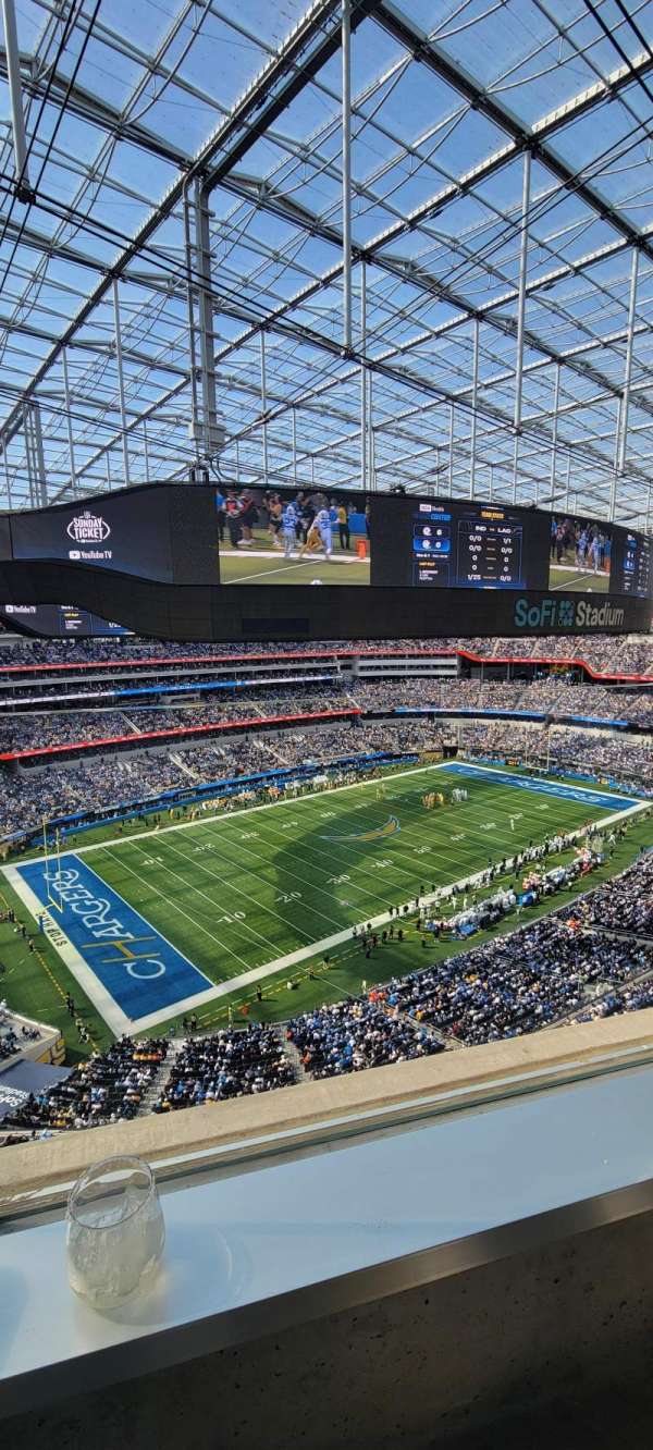 SoFi Stadium, section: 7E-7, row: 1, seat: 10