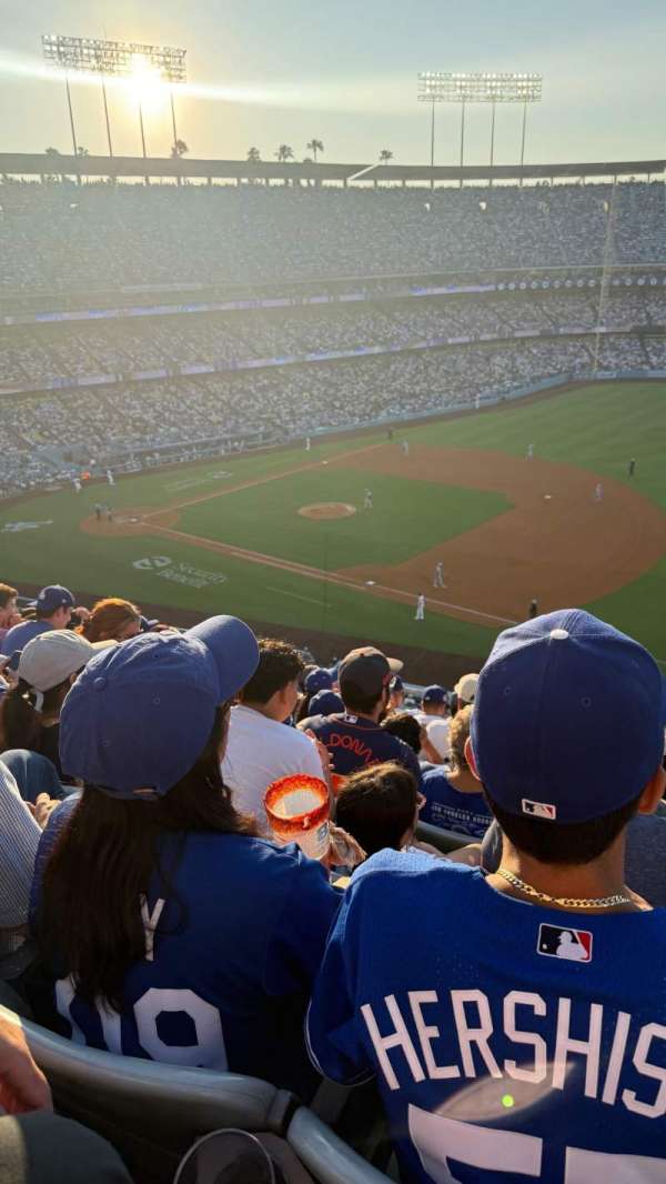 Dodger Stadium, section: 28RS, row: H, seat: 20