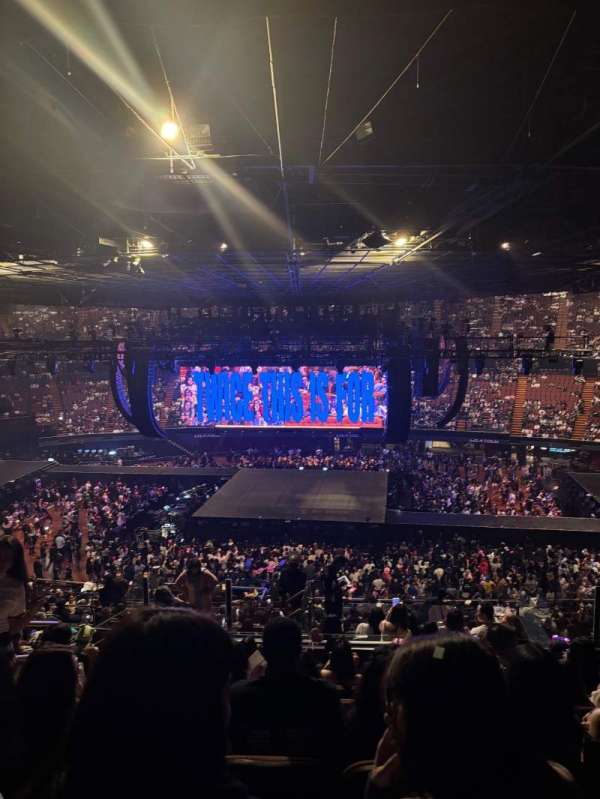 Kia Forum, section: 228, row: 12, seat: 6