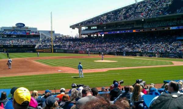 Kauffman Stadium, section: 118, row: k, seat: 8