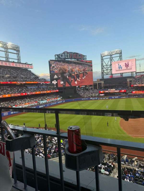 Citi Field, section: 311, row: 5