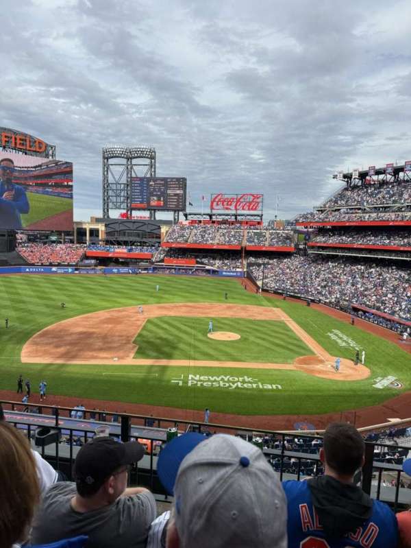Citi Field, section: 326, row: 3