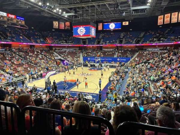 Mohegan Sun Arena, section: 28, row: T, seat: 1