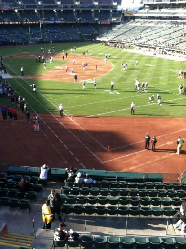 Oakland Coliseum, section: 210, row: 11, seat: 4