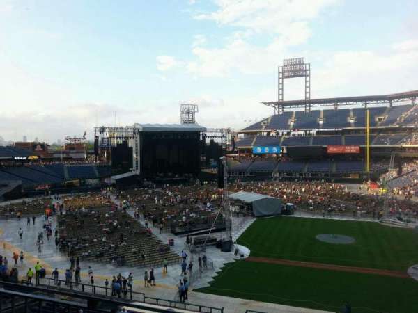 Citizens Bank Park, section: 228, row: 2, seat: 4
