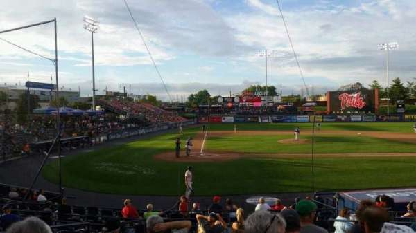 FirstEnergy Stadium, Reading, section: Right 2, row: 17, seat: 11