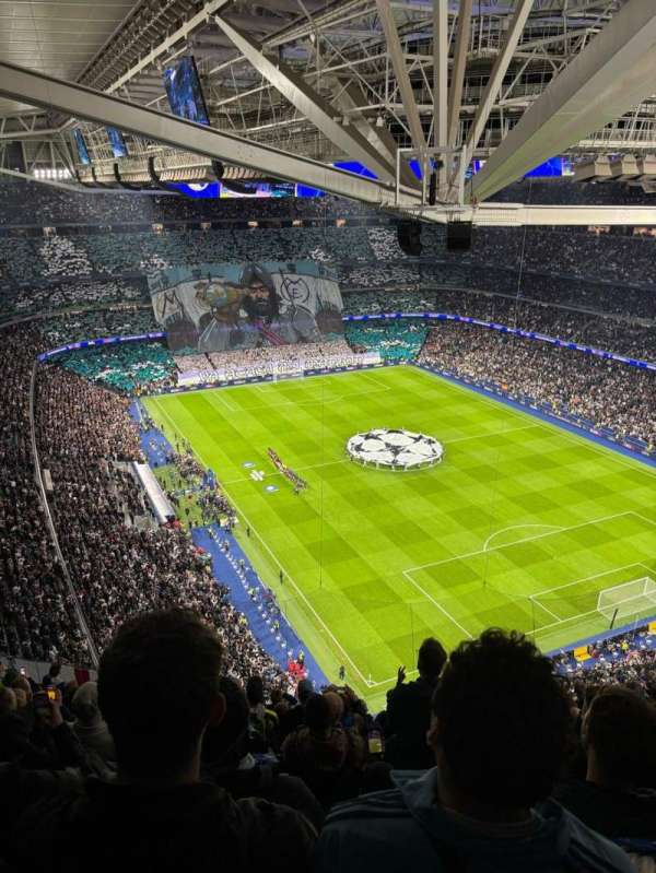 Santiago Bernabéu Stadium, section: 629, row: 12, seat: 35