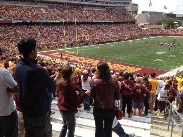Huntington Bank Stadium, section: 121