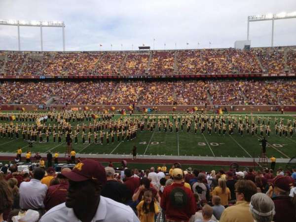 Huntington Bank Stadium, section: 140