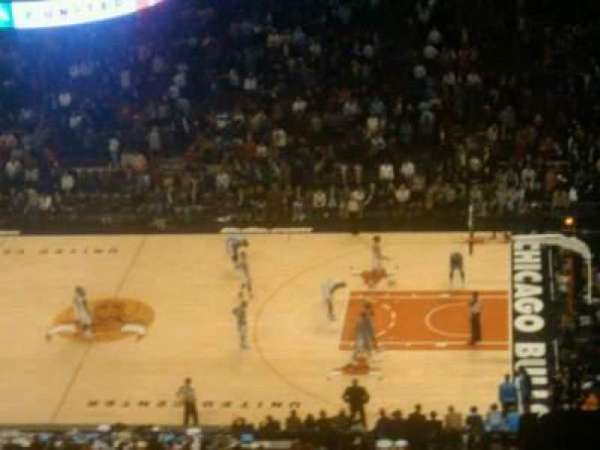 United Center, section: 333