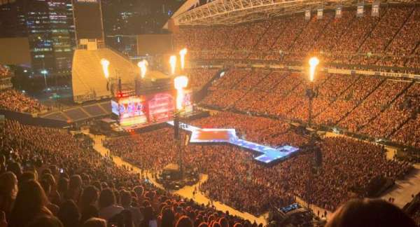 Lumen Field, section: 328, row: CC, seat: 49