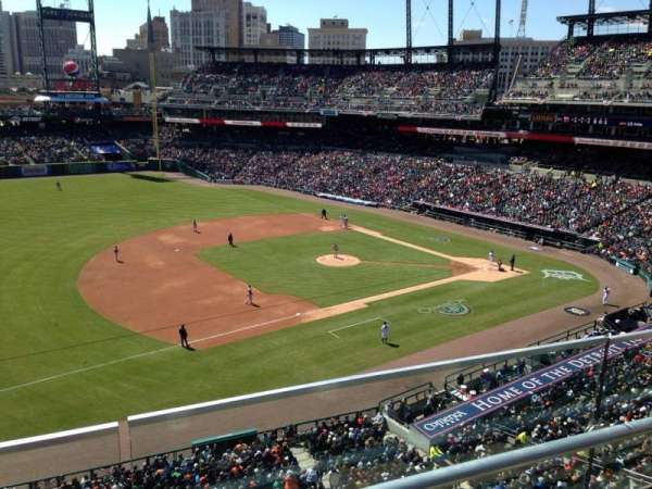 Comerica Park, section: 337, row: B, seat: 20