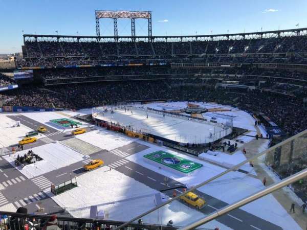 Citi Field, section: 535, row: 1, seat: 3