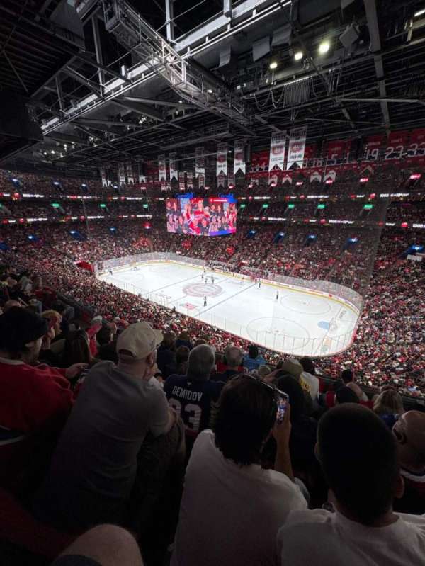 Centre Bell, section: 210, row: F, seat: 16