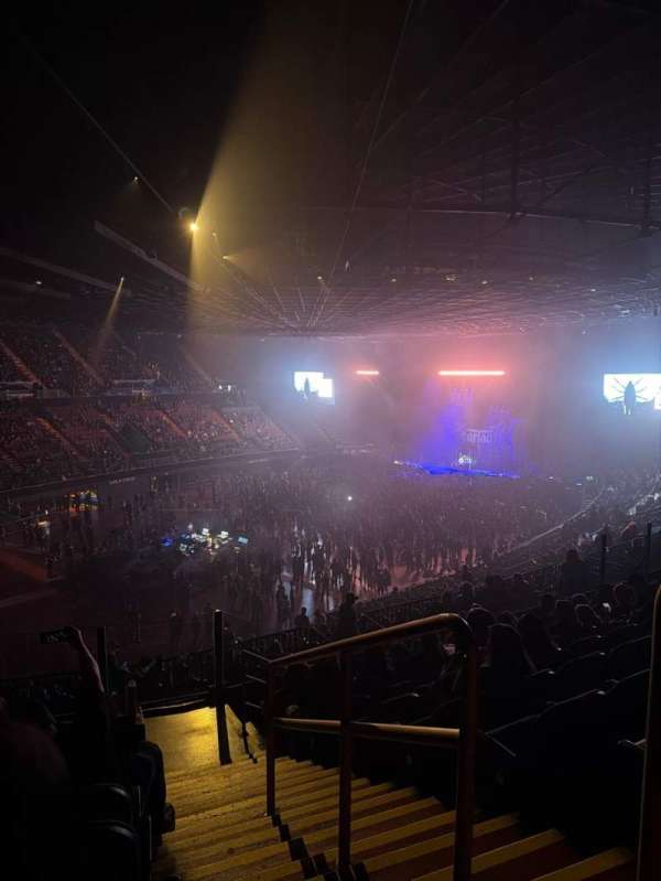 Kia Forum, section: 204, row: 9, seat: 17