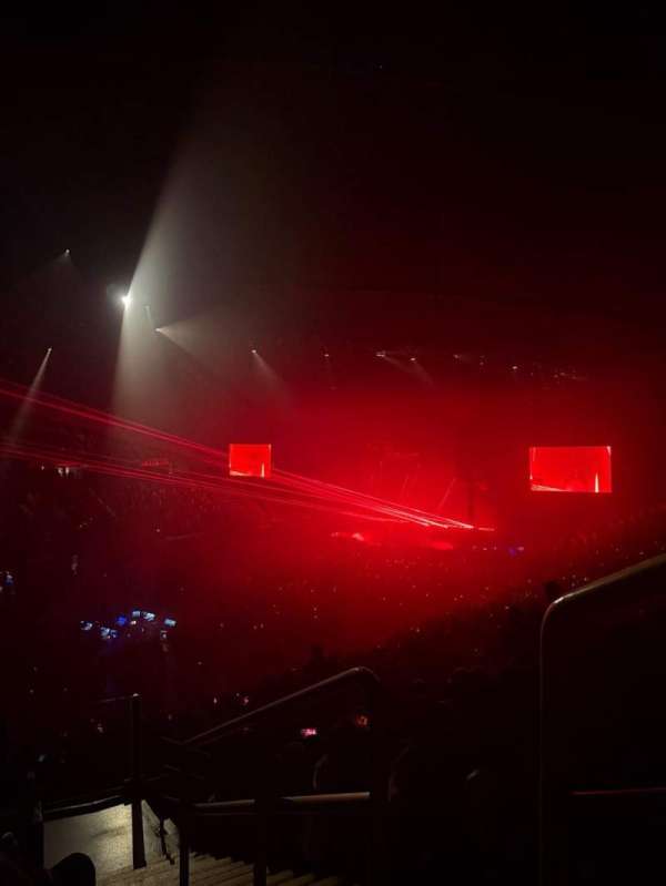 Kia Forum, section: 204, row: 9, seat: 17