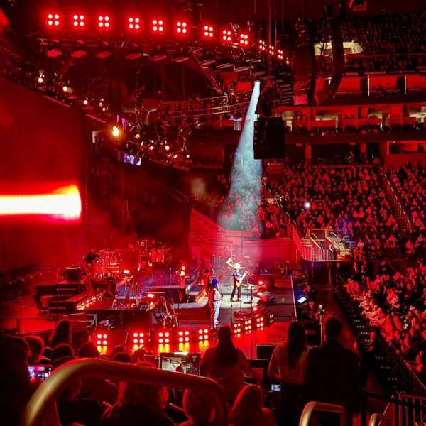 Chase Center, section: 117, row: 7, seat: 16