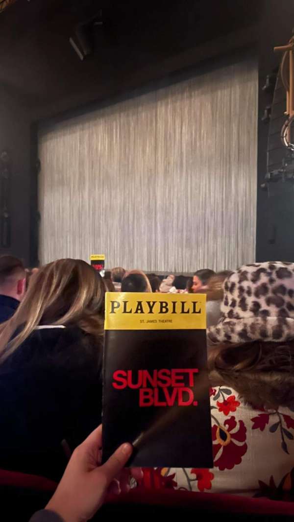 St. James Theatre, section: Orchestra R, row: L, seat: 22