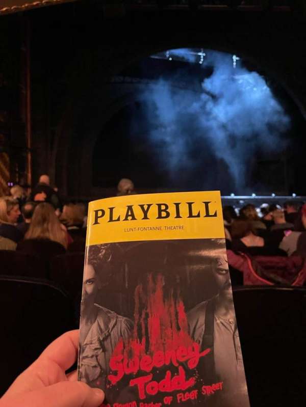Lunt-Fontanne Theatre, section: Orchestra C, row: Q, seat: 104