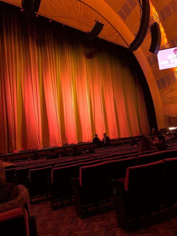 Radio City Music Hall, section: Orchestra 6, row: OO, seat: 601